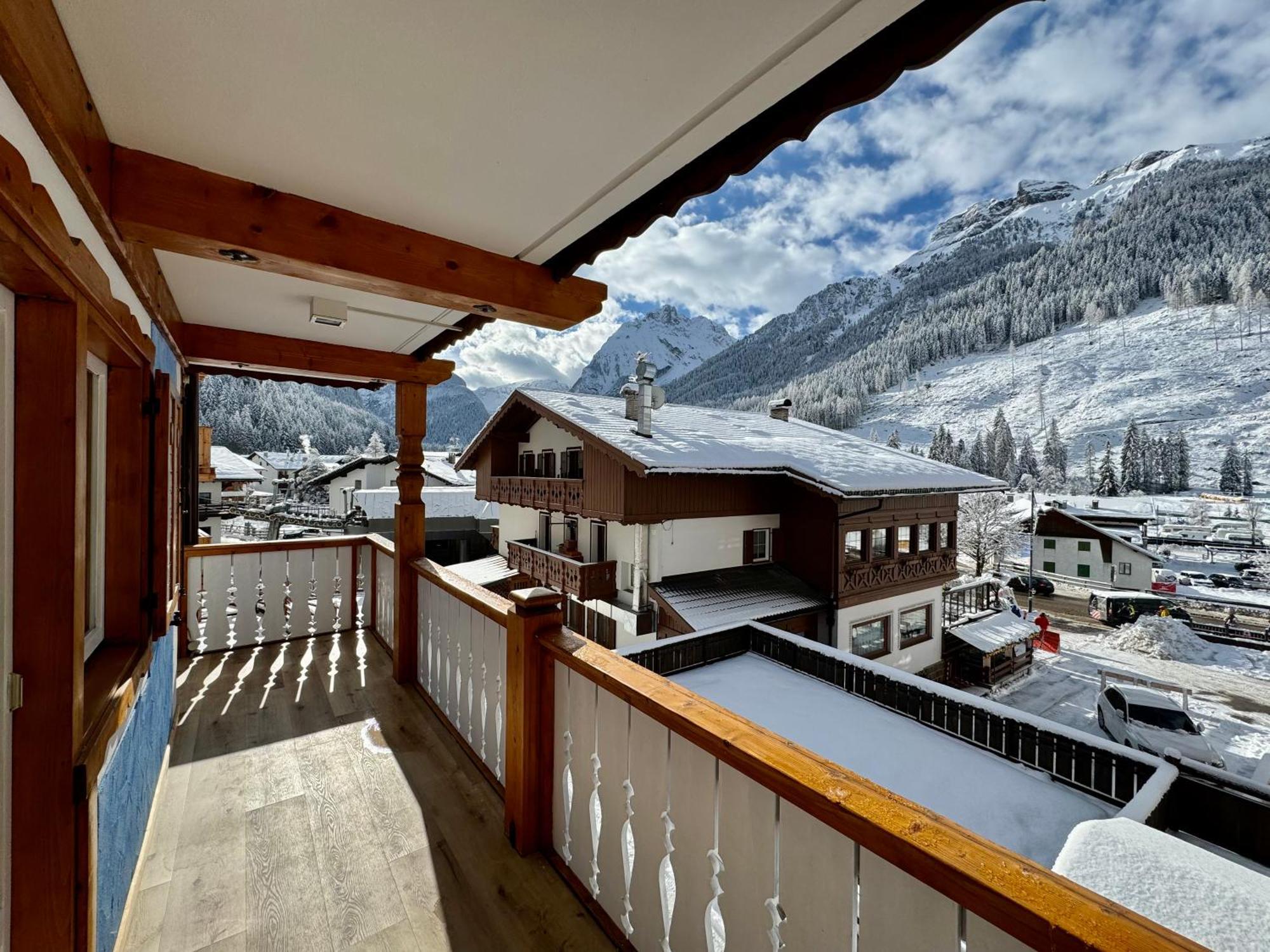 B&B Cesa Planber Mountain View Bike Friendly Canazei Bagian luar foto