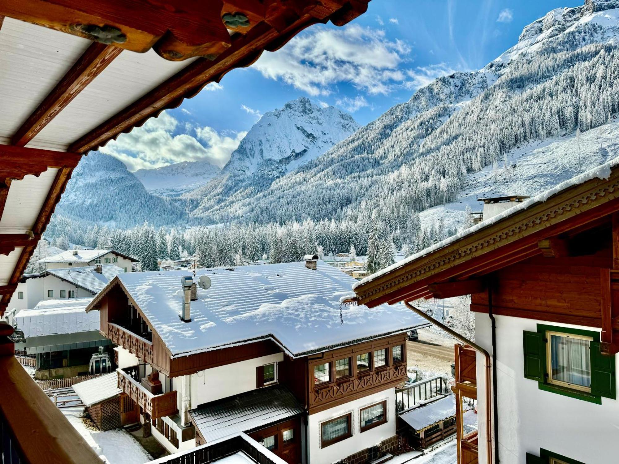 B&B Cesa Planber Mountain View Bike Friendly Canazei Bagian luar foto