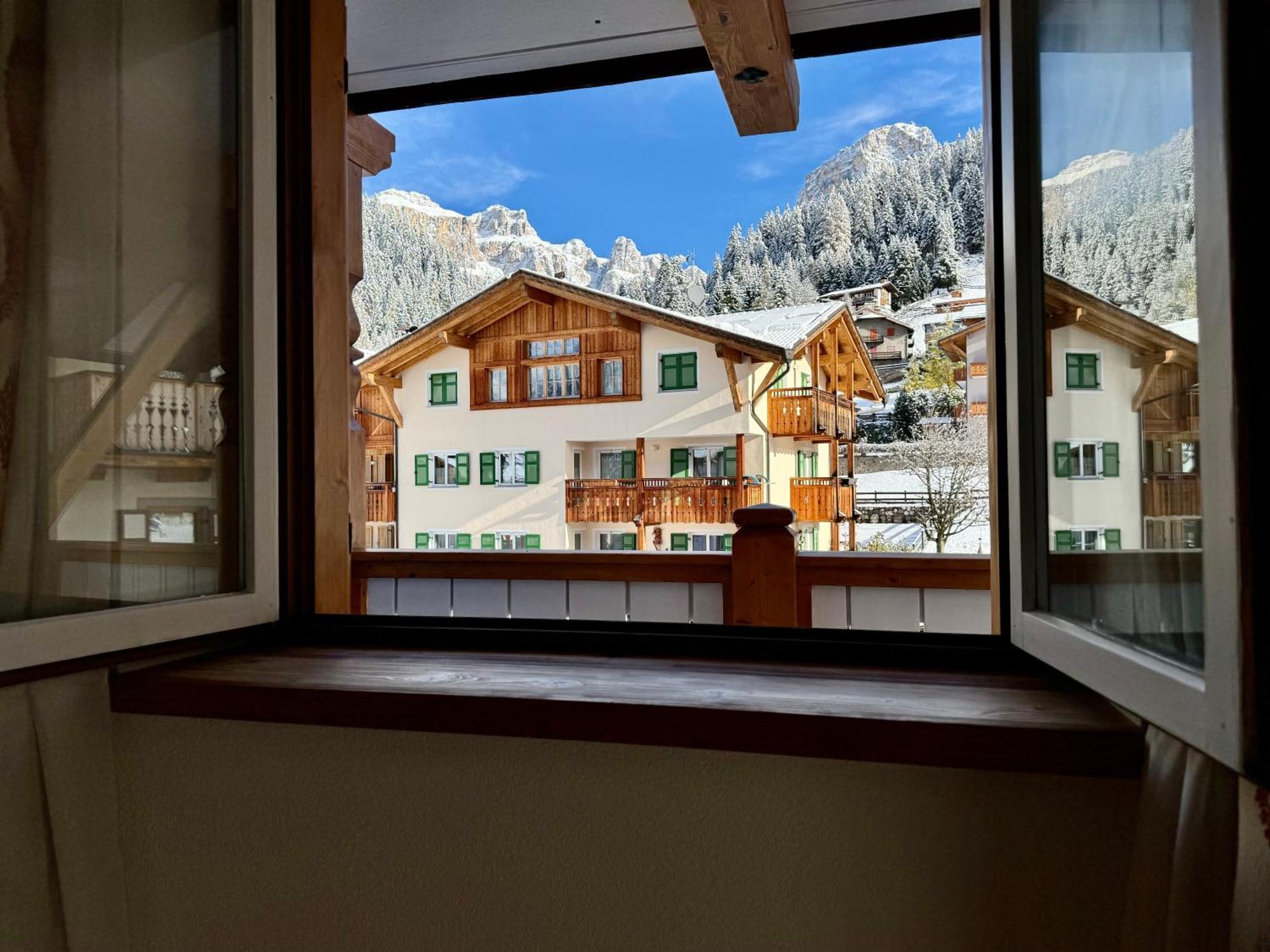 B&B Cesa Planber Mountain View Bike Friendly Canazei Bagian luar foto