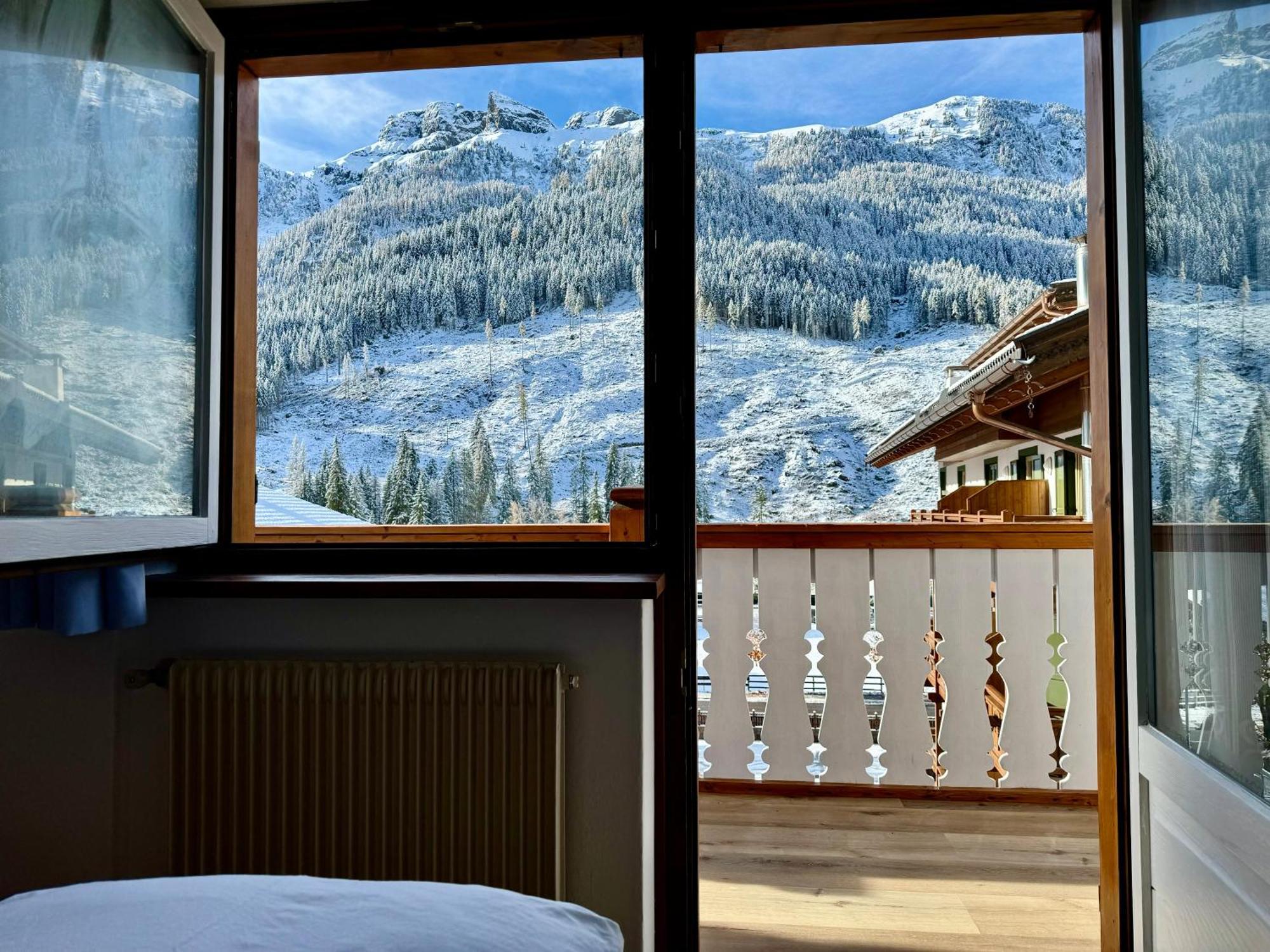 B&B Cesa Planber Mountain View Bike Friendly Canazei Bagian luar foto