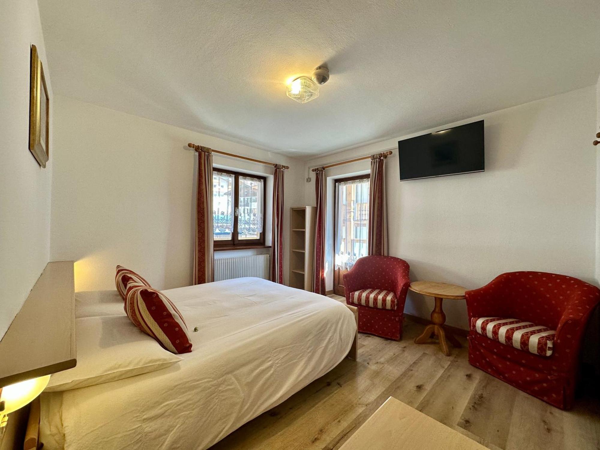 B&B Cesa Planber Mountain View Bike Friendly Canazei Bagian luar foto