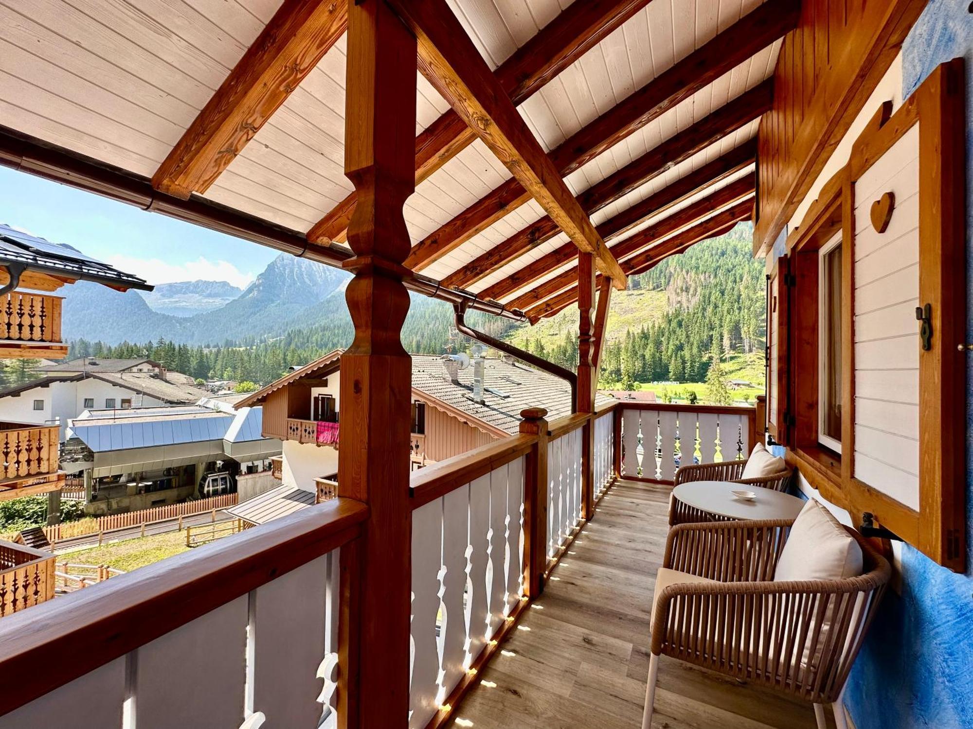 B&B Cesa Planber Mountain View Bike Friendly Canazei Bagian luar foto