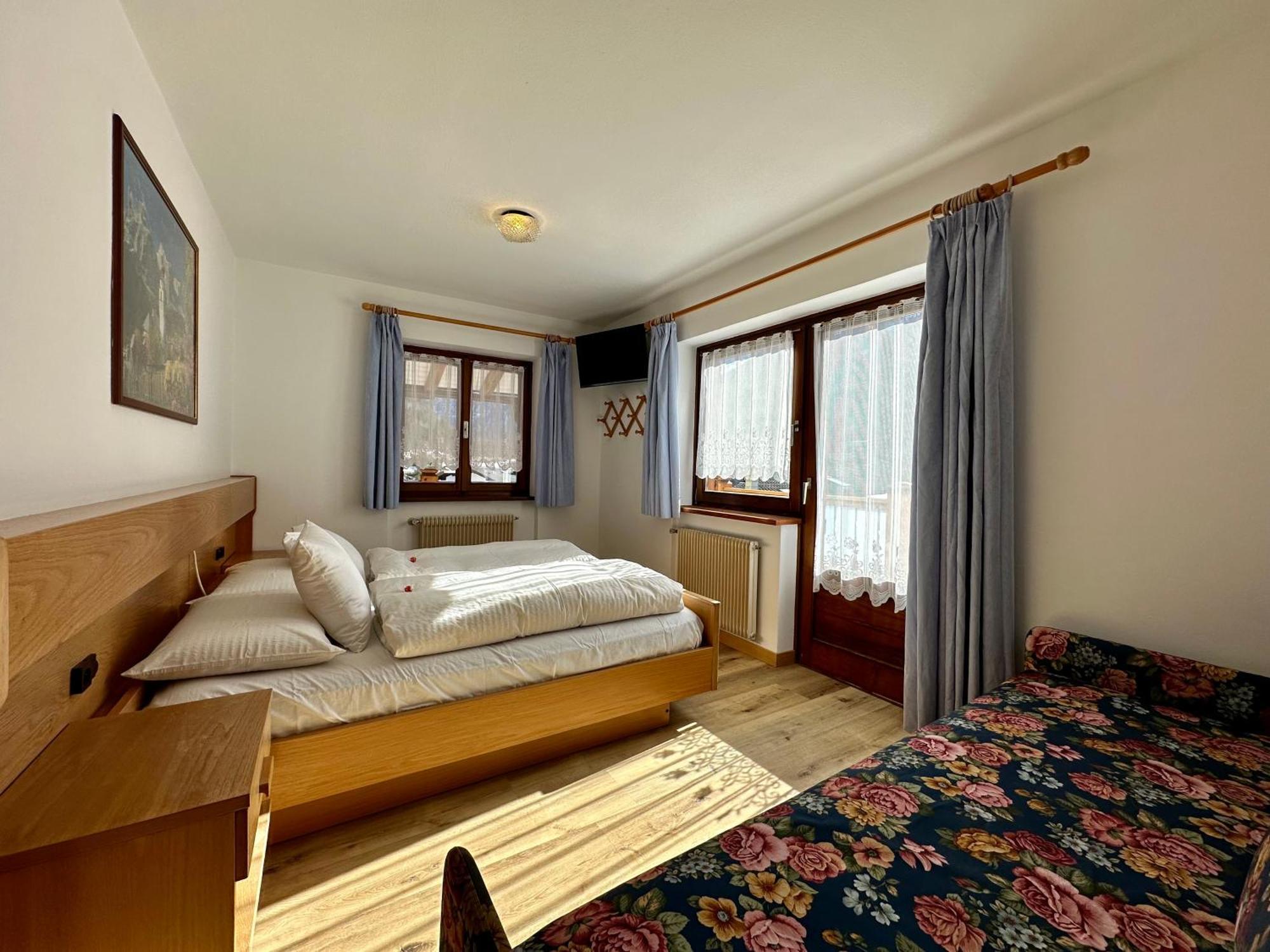 B&B Cesa Planber Mountain View Bike Friendly Canazei Bagian luar foto