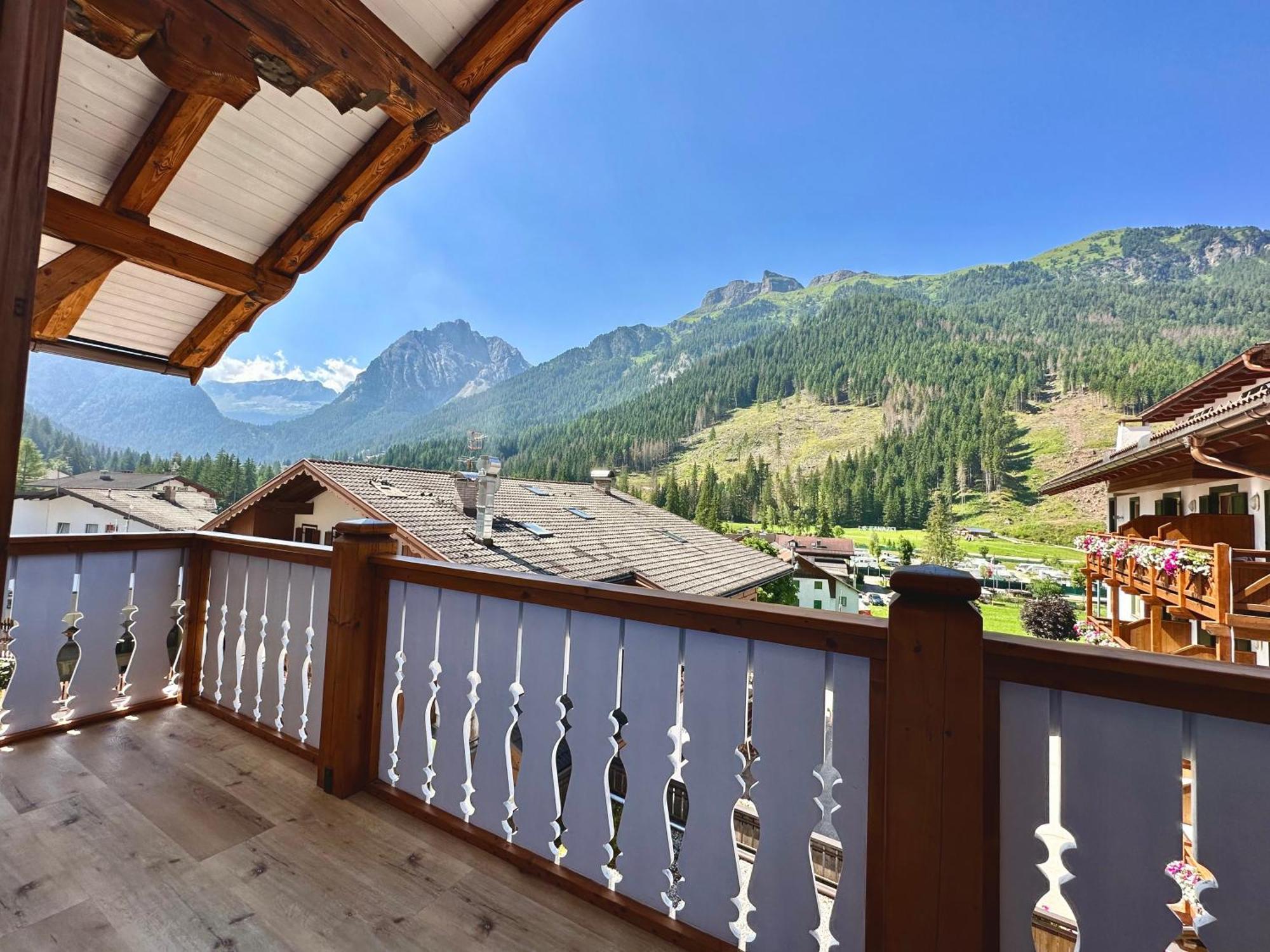 B&B Cesa Planber Mountain View Bike Friendly Canazei Bagian luar foto