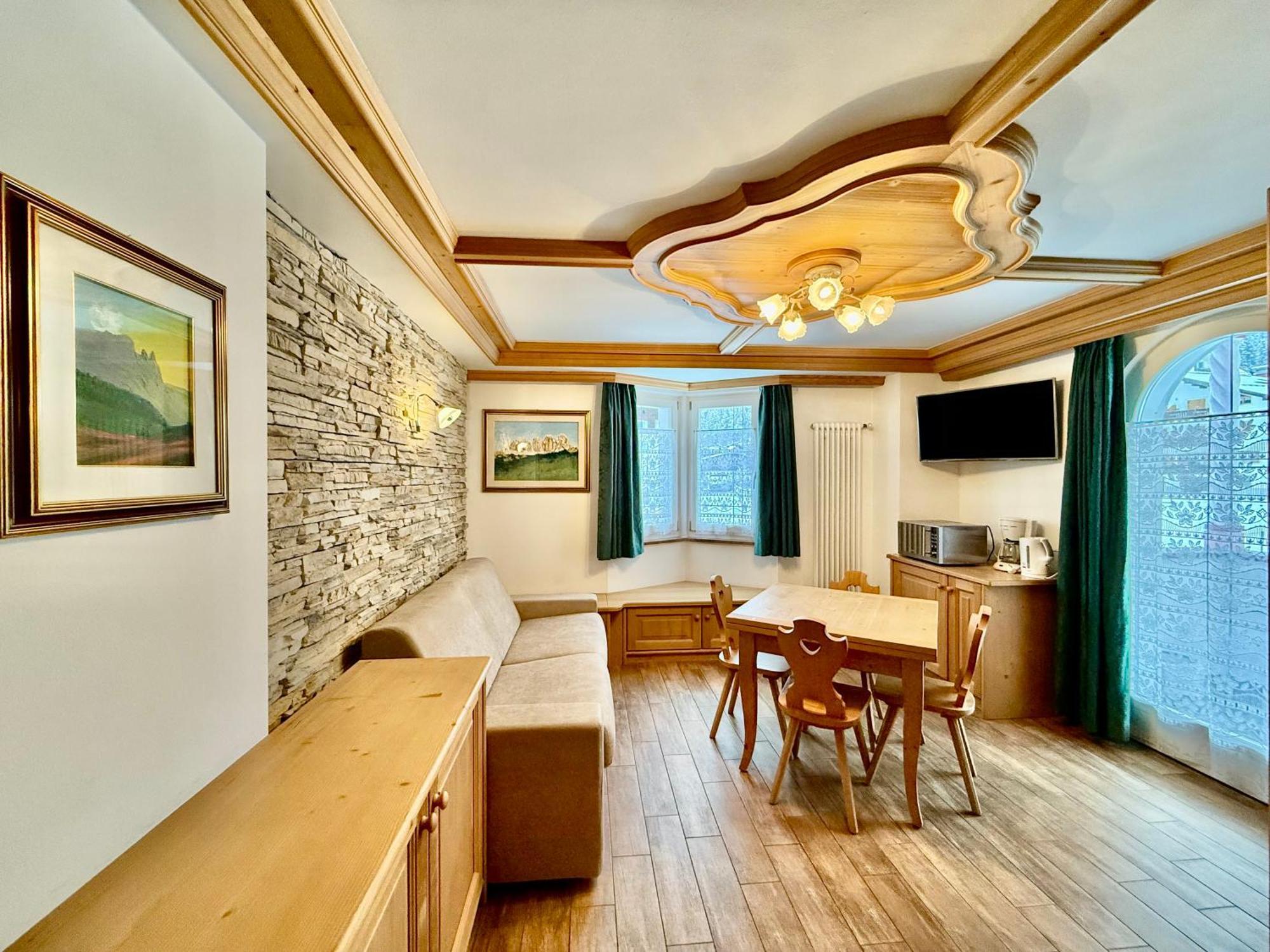 B&B Cesa Planber Mountain View Bike Friendly Canazei Ruang foto